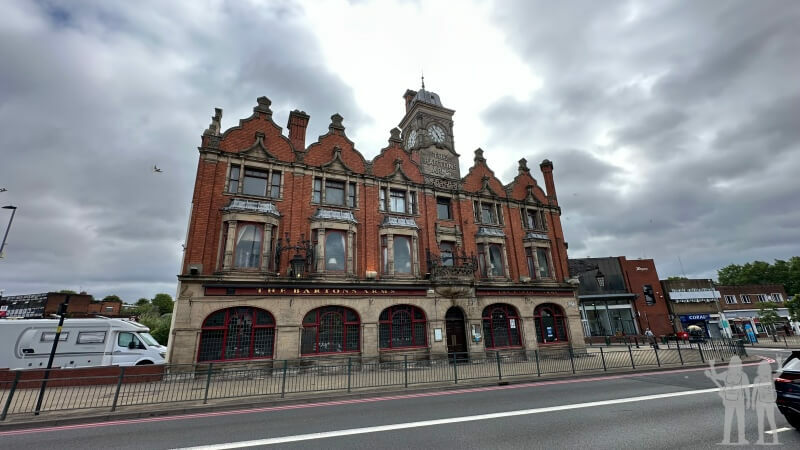 pub Bartons arms en Aston