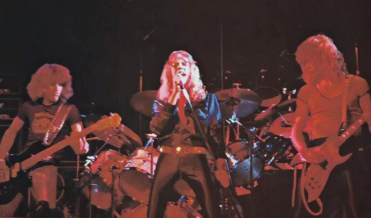 Primer concierto de Metallica, en la que James Hadfield no tocaba la guitarra